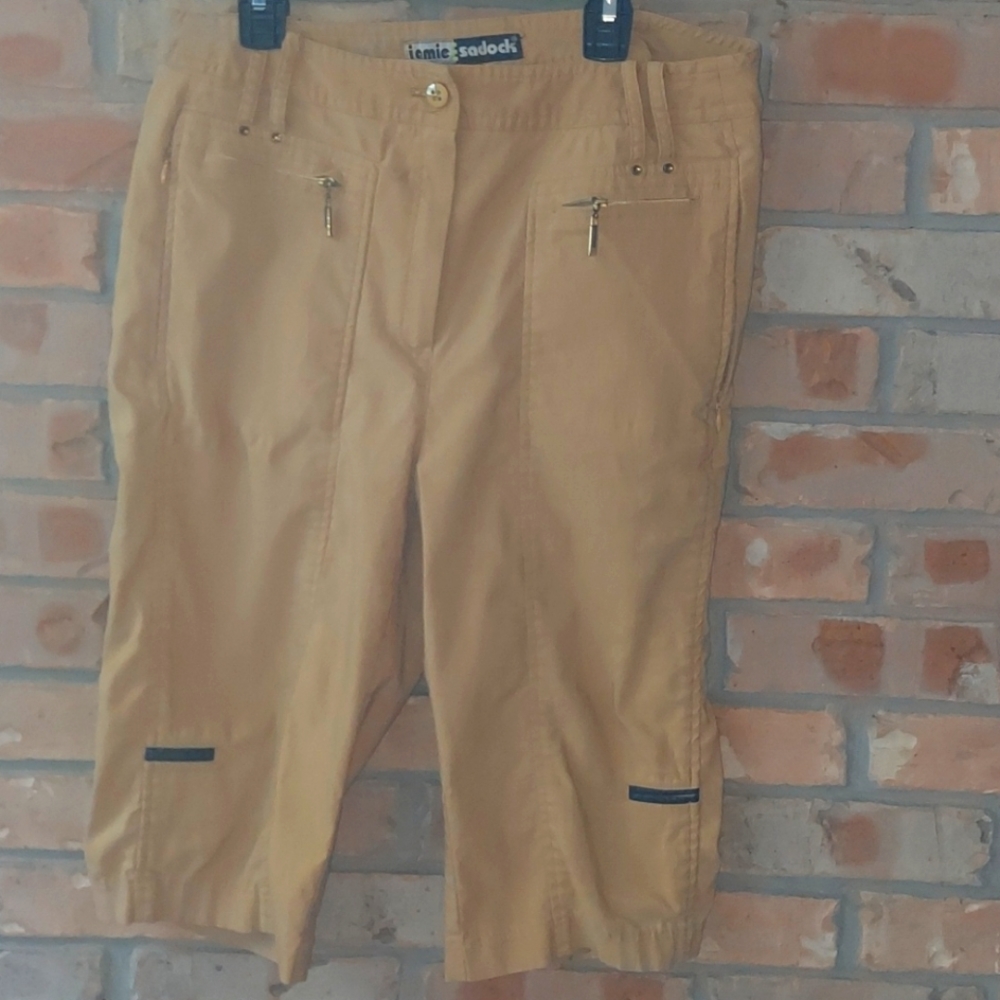 Ladies golf shorts/Jamie Sadock